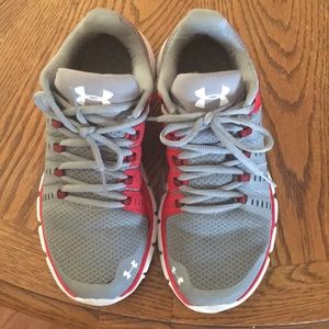 Under Armour tennis shoes